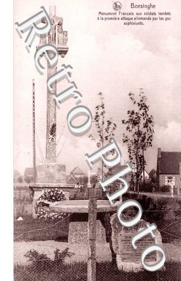 Monument Francais aux soldats tombes a la premiere attaque allemande par les gaz