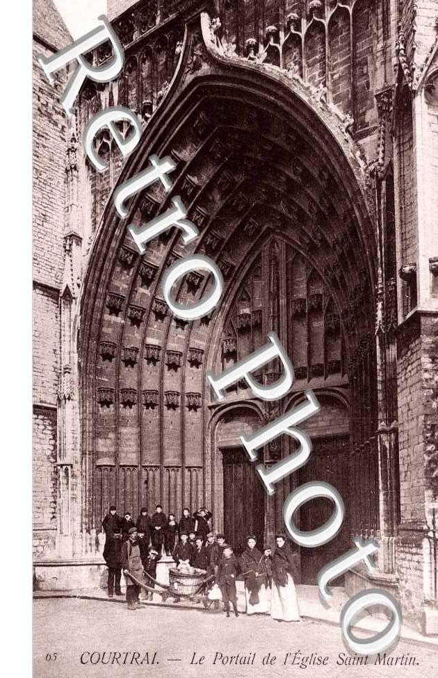 Le Portail de l&#039;Eglise Saint Martin