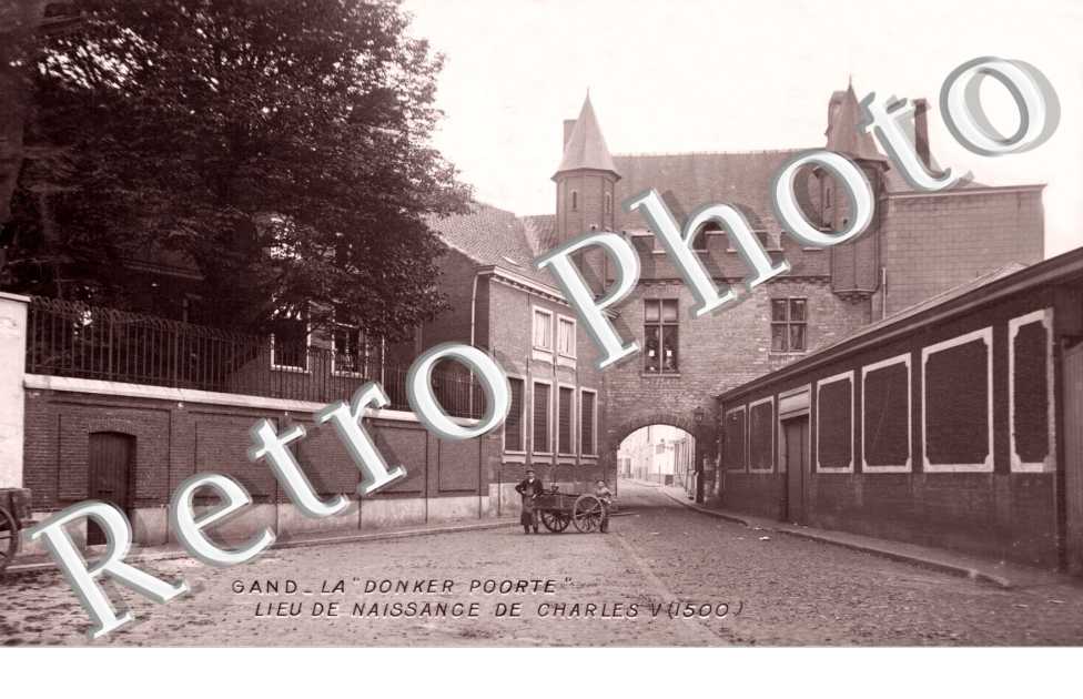 La Donker Poorte