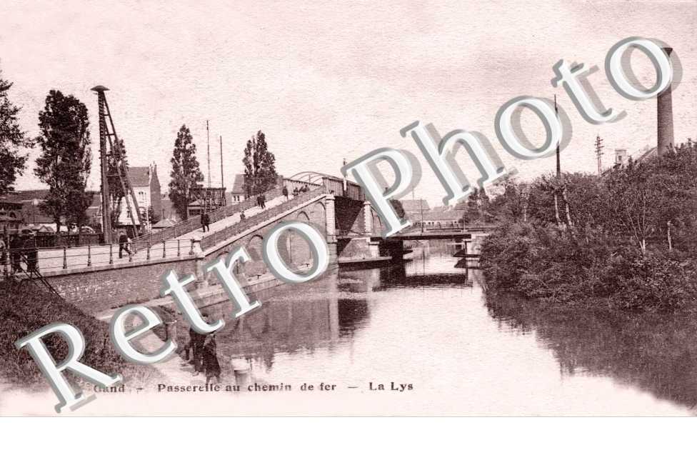 Passerelle au chemin de fer  -  La Lys