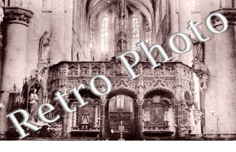 interieur de l&#039;eglise Saint Gommaire