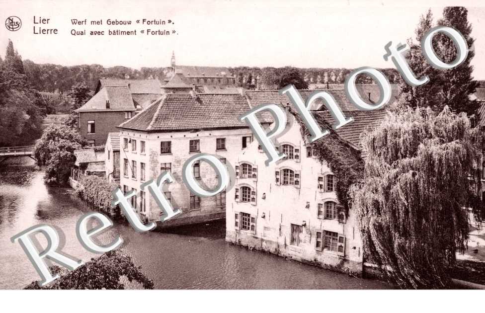 quai avec batiment "Fortuin"