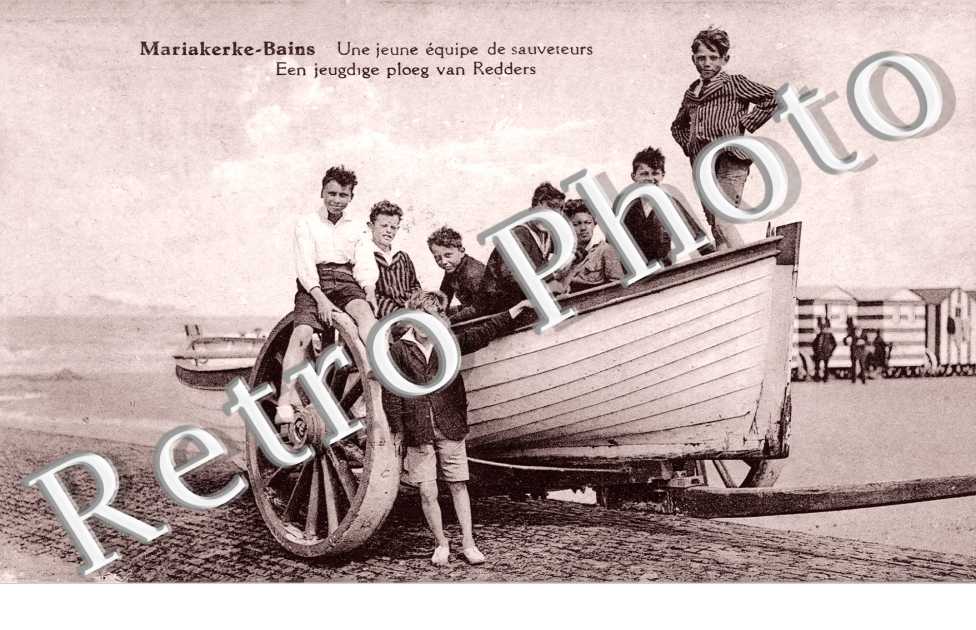 une jeune equipe de sauveteurs