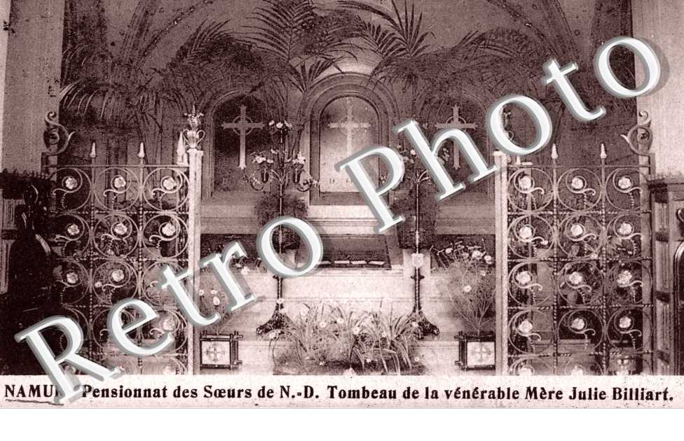 pensionnat des Soeurs, Tombeau de Mere Julie Billart
