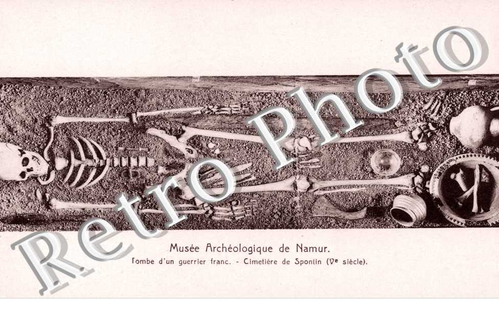 Musee Archeologique, Tombe guerrier franc, cimentiere de Spontin