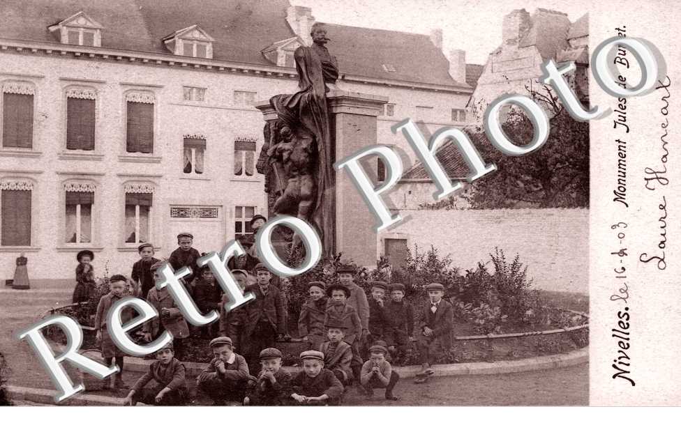 Monument Jules de Burlet