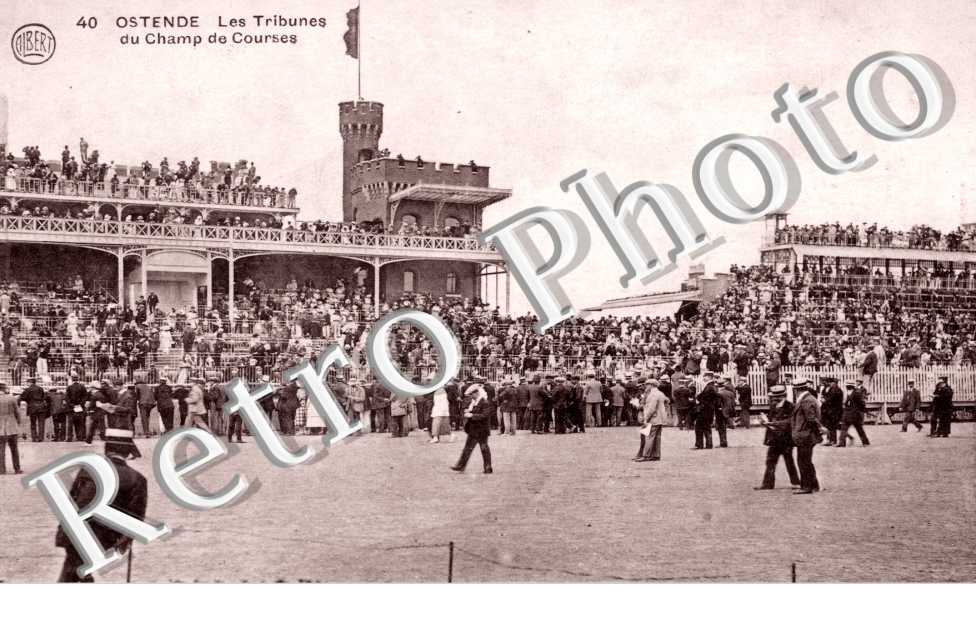 Les tribunes du champ de Courses