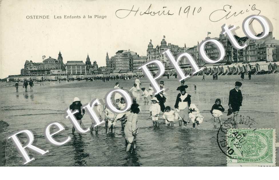 les Enfants a la plage