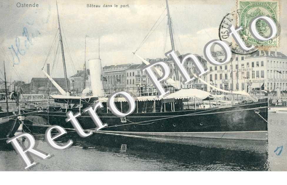 Bateau dans le Port