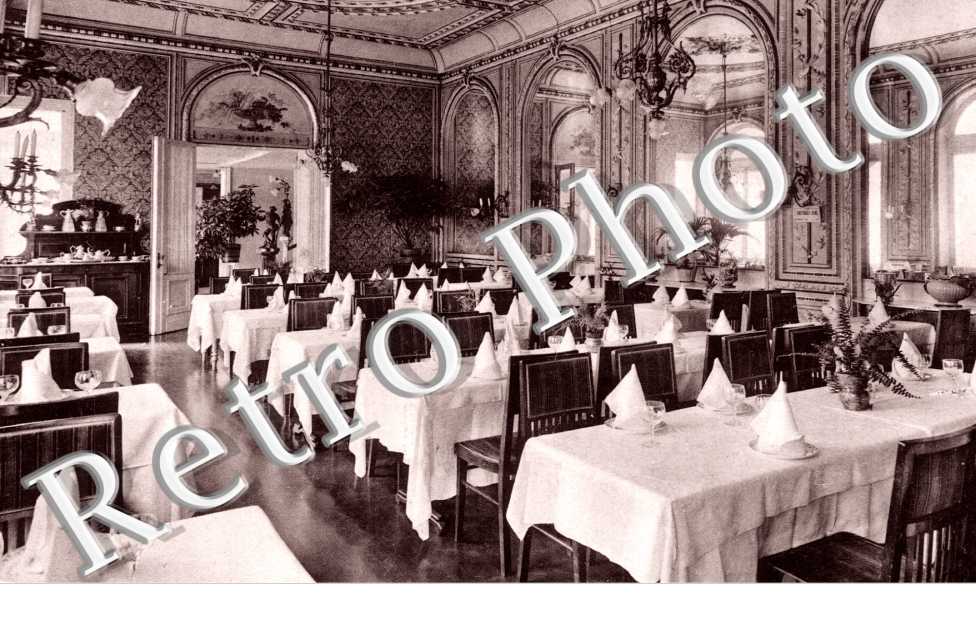 Une Salle a Manger d&#039;&#039;Hotel