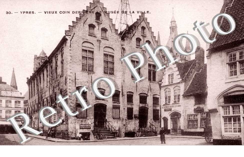 Derriere le Musee de la Ville