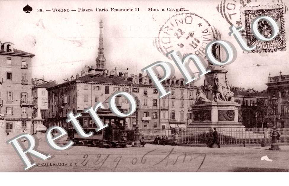 Piazza Carlo Emanuele II, Mon. a Cavour