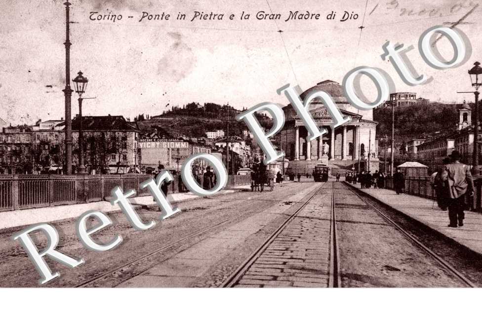Ponte in Pietra e la Gran Madre di Dio