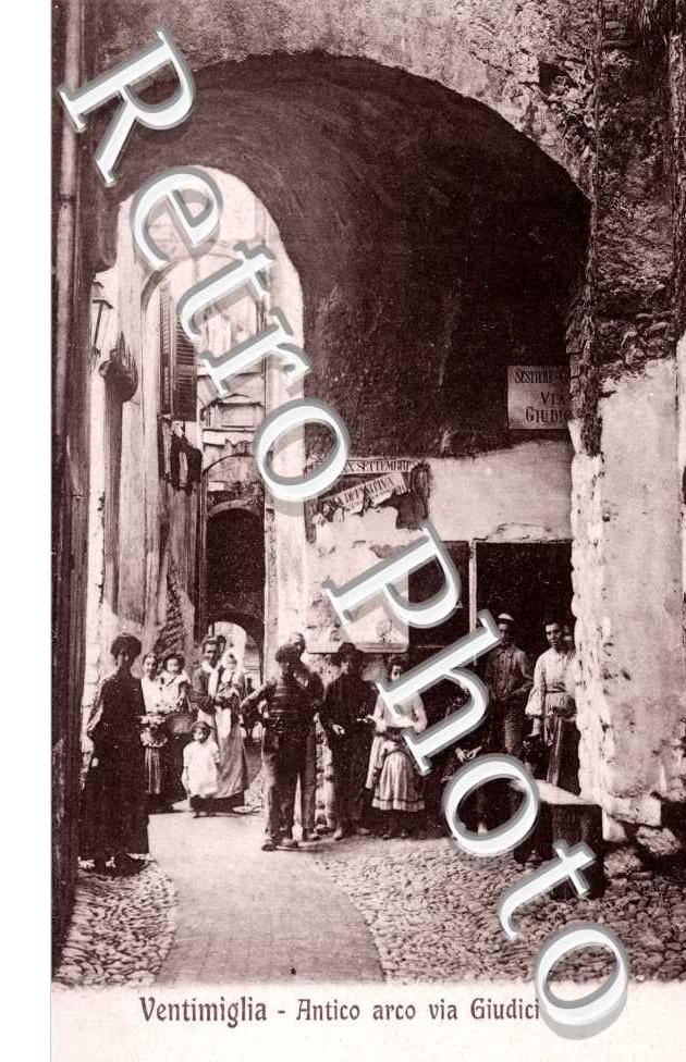 Antico arco via Giudici