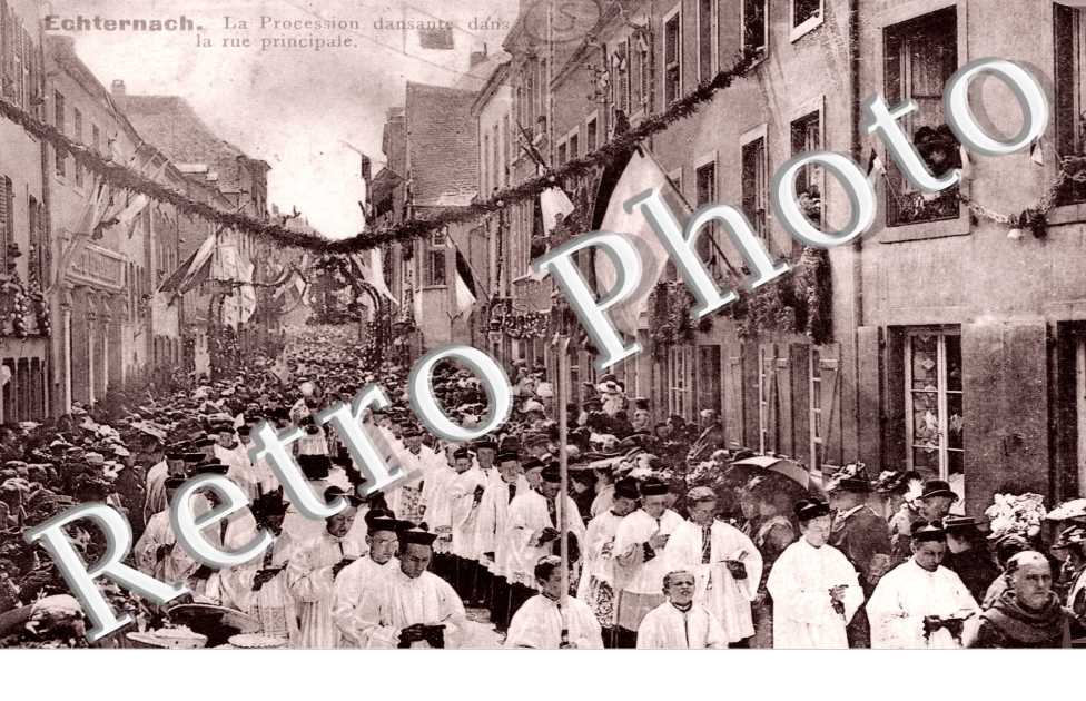 Procession dansante