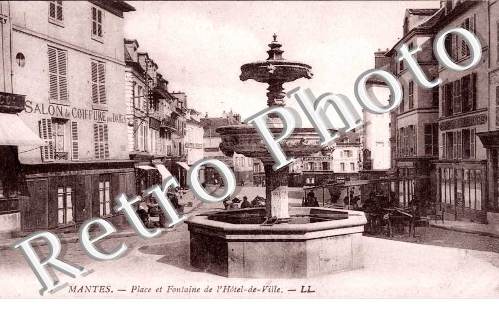 Place et Fontaine de l&#039;Hotel de Ville