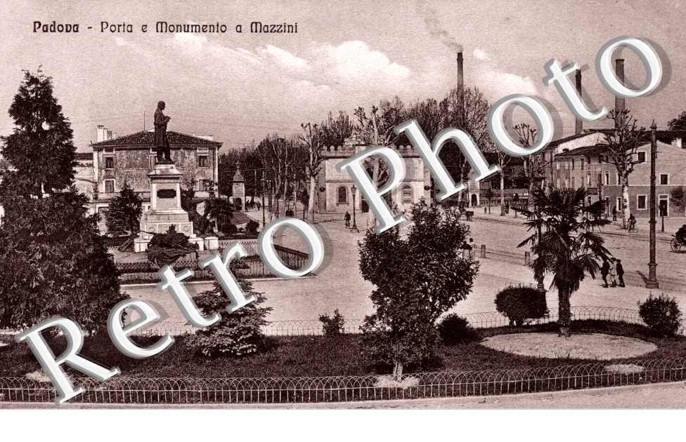 Porta e monumento a Mazzini