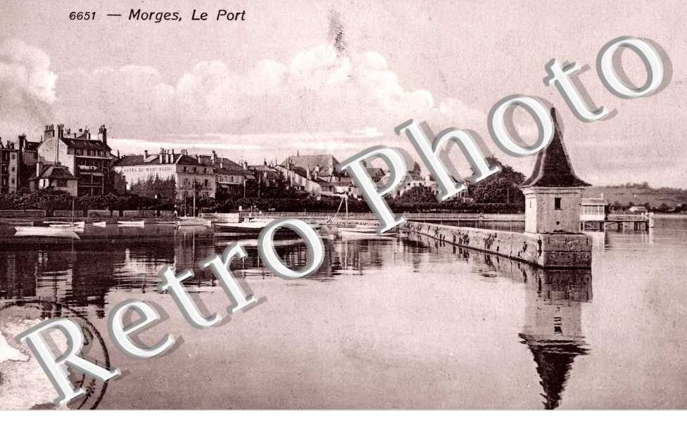 Le Port. Il porto