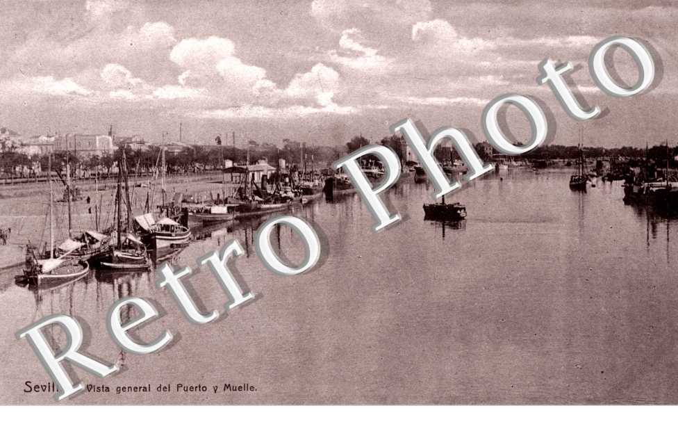 Vista general del puerto y muelle