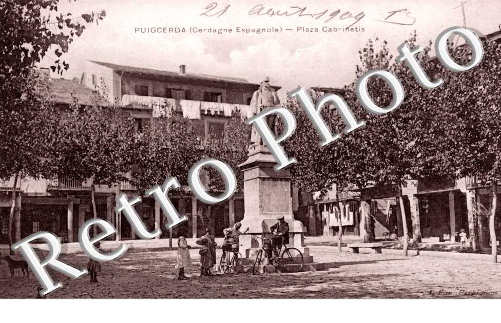 Estatua y plaza de Cabrinety