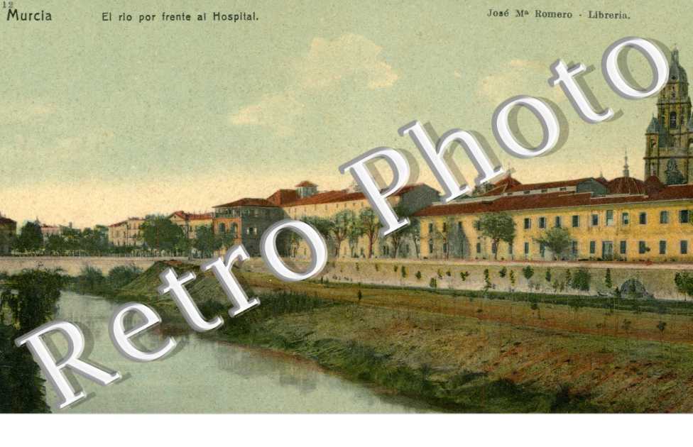 El Rio por Frente al Hospital