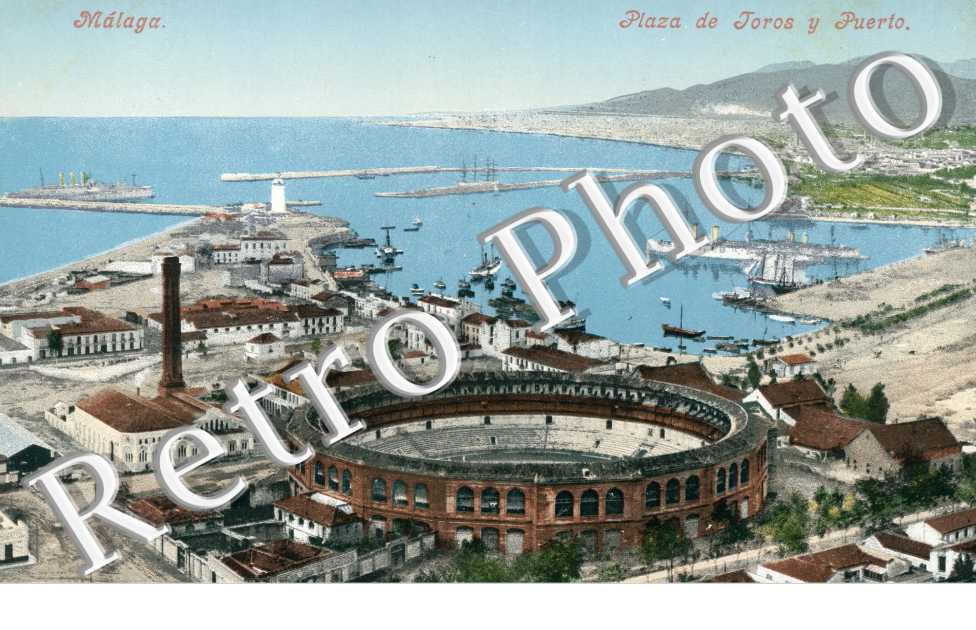 Plaza de Toros y Puerto