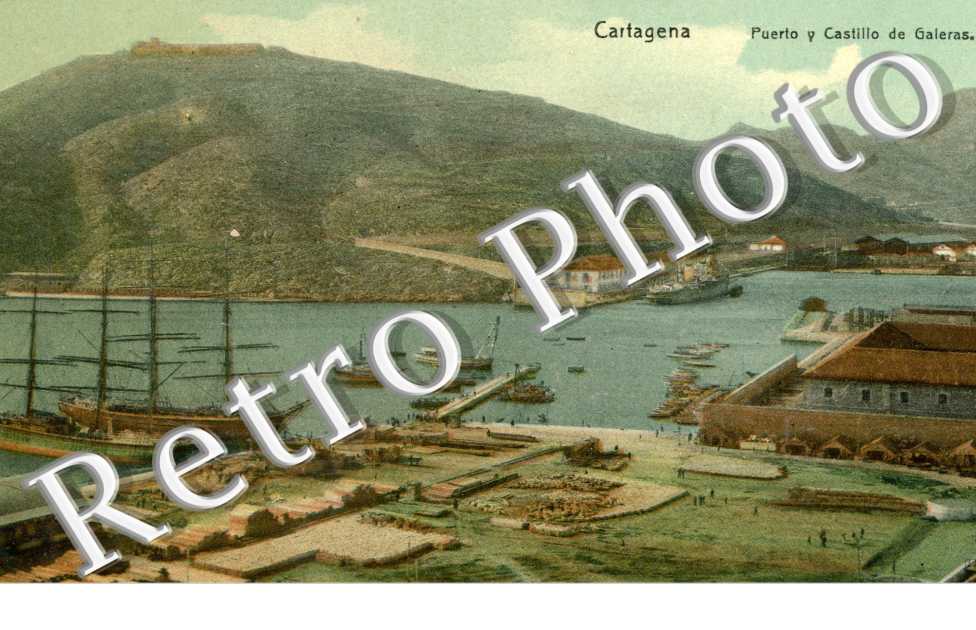 Puerto y castillo de Galeras 