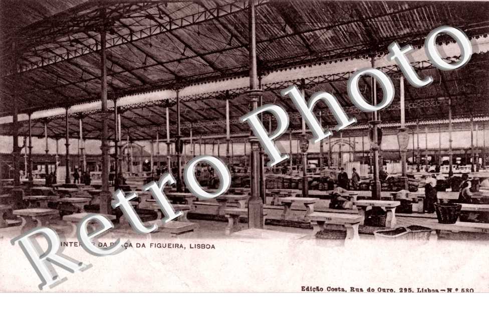 Interior da Praca da Figueira