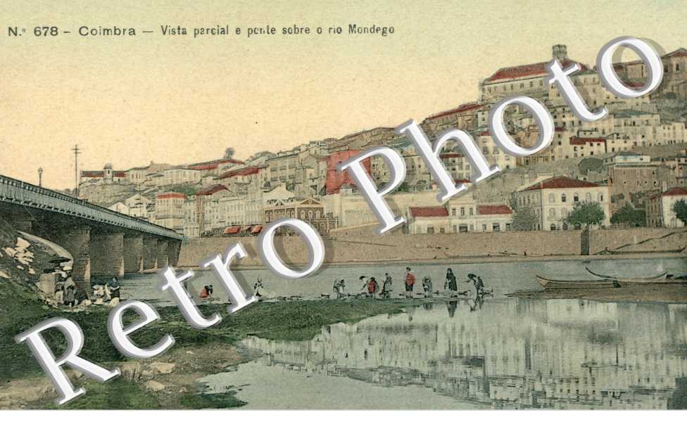Vista parcial e ponte sobre o rio Mondego