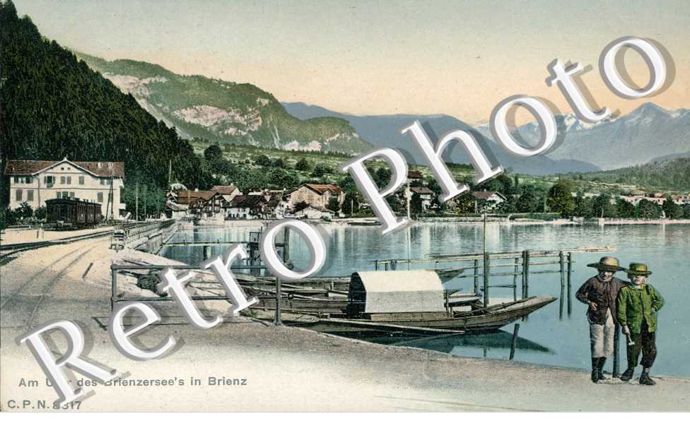am Ufer Brienzersee&#039;s in Brienz