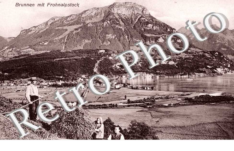 Brunnen mit Frohnalpstock