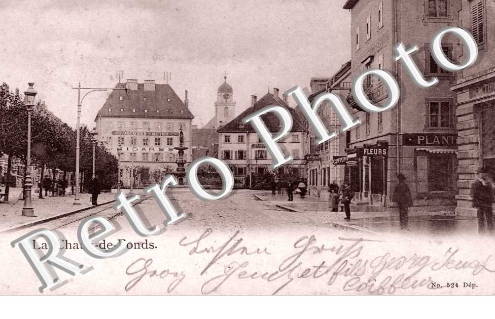 rue Leopold Robert, la grande fontaine