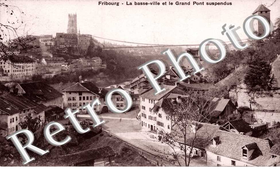 la basse-ville et le Grand Pont suspendus