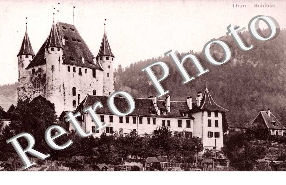 Schloss. Port