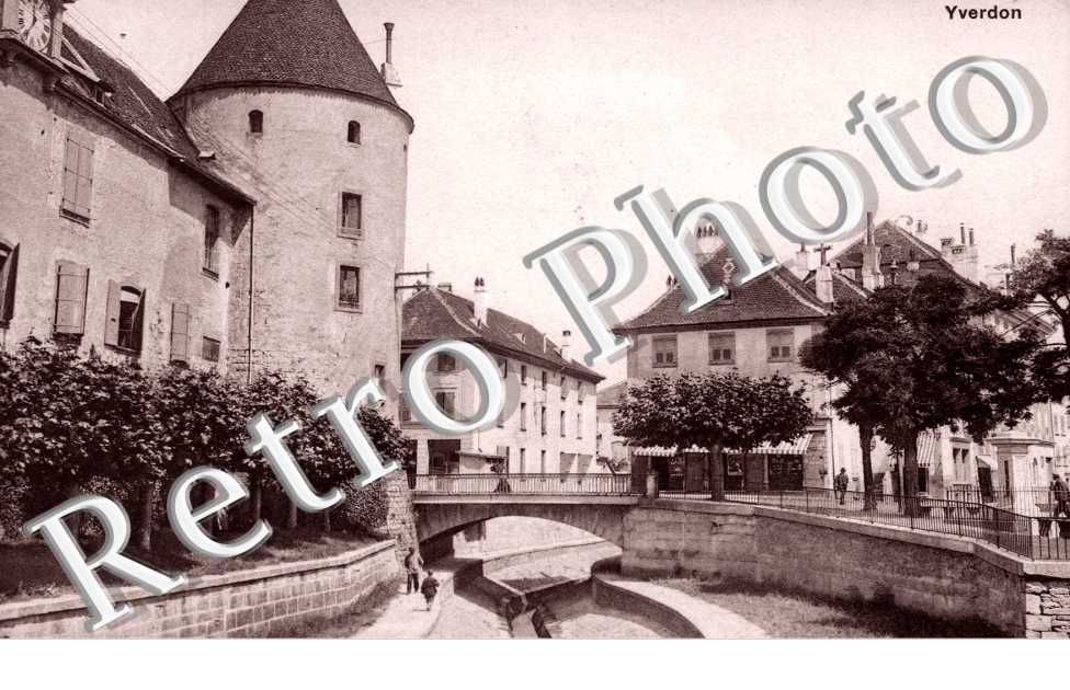 le Canal. Chateau