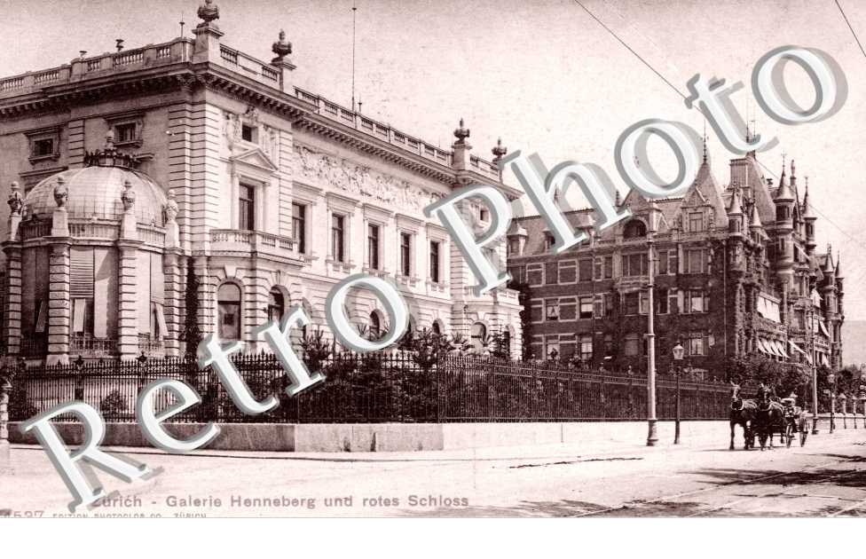 Henneberg und rotes Schloss. Henneberg et le chateau rouge