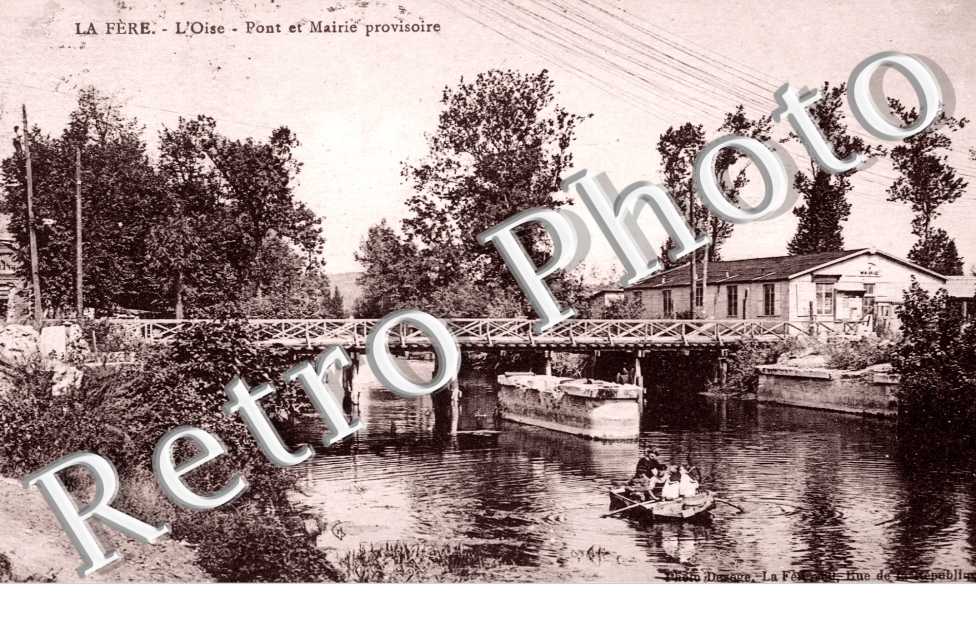 Pont et Mairie Provisoire