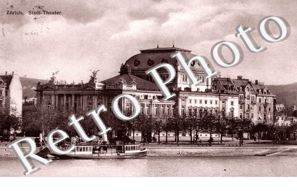 Stadt, theatre