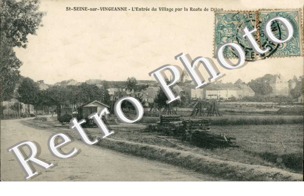 l'entree du village par la route de dijon