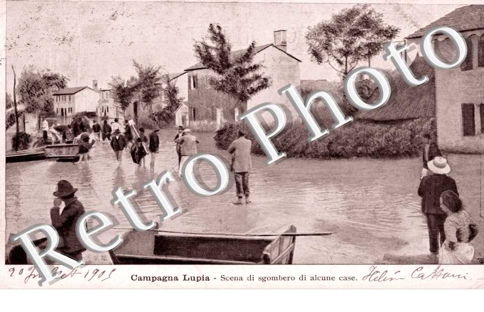 Scena di sgombera di alcune case