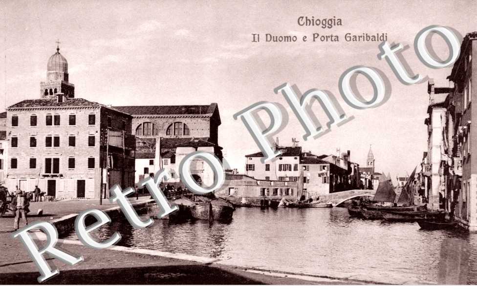 il duomo e porta garibaldi