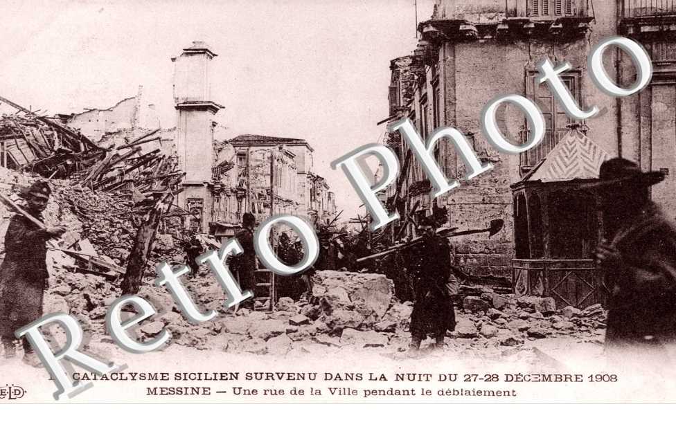 Cataclysme du 27-28 décembre 1908 - Une Rue de la Ville