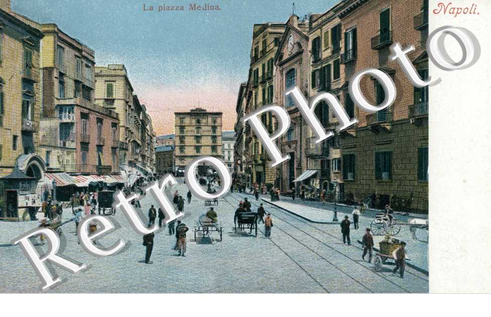 la Piazza Medina