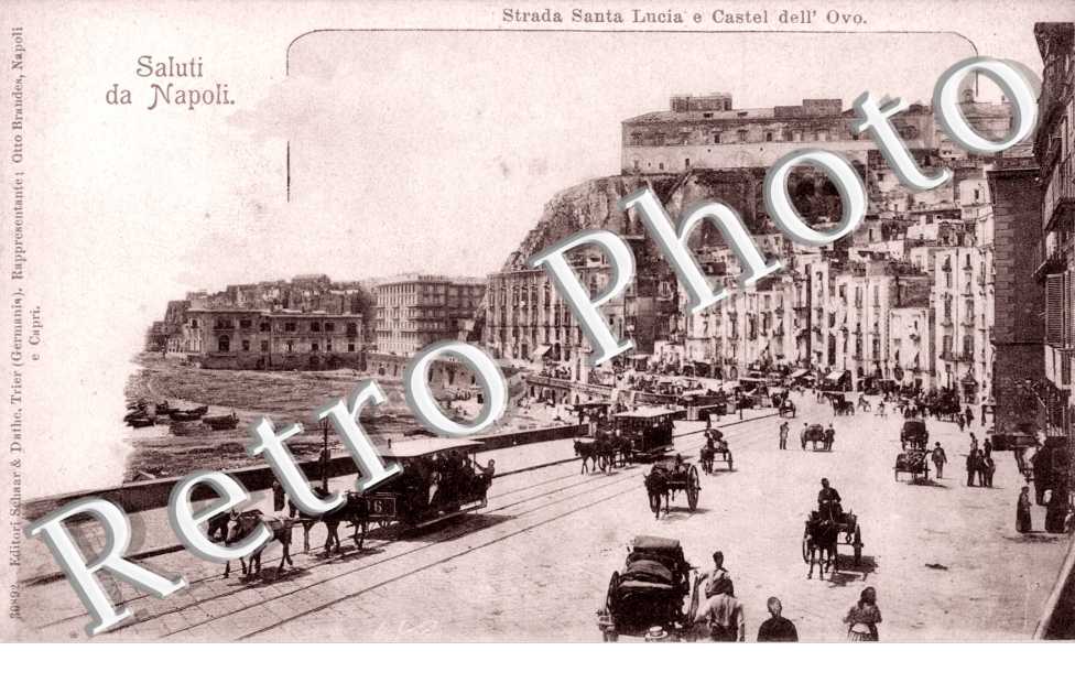 Strada Santa Lucia e Castel dell Ovo