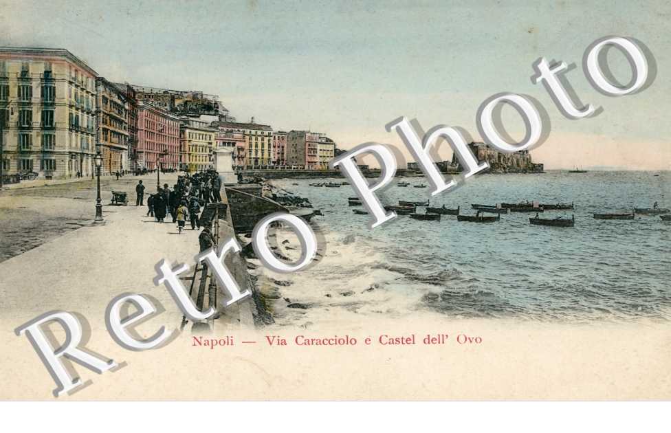 Via Caracciolo e catsle&#039; dell&#039; Ovo