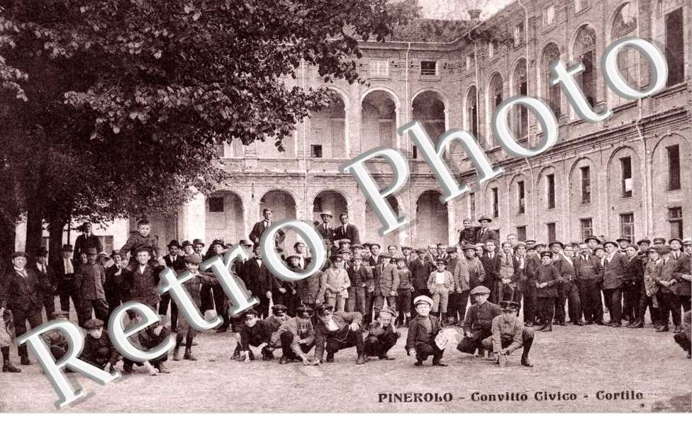 Convito Civico, cortile