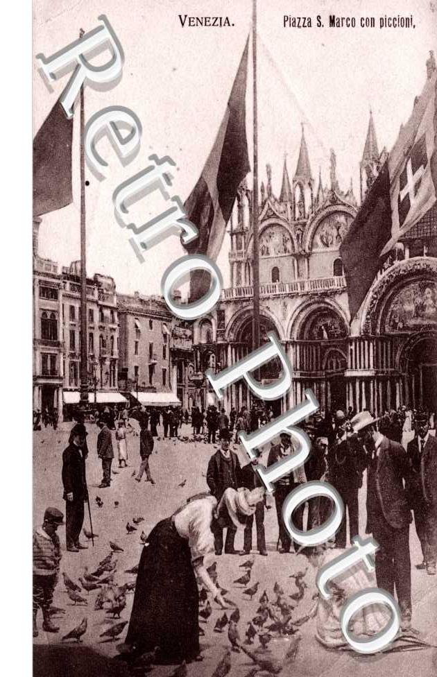 Piazza San Marco con piccioni