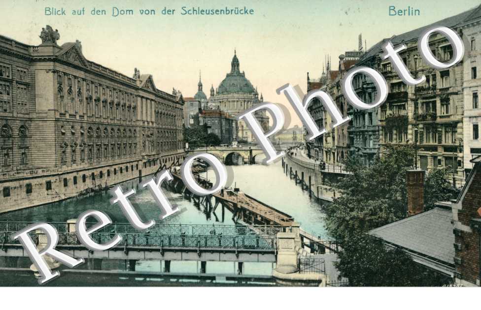 Blick auf den Dom von der Schleusenbrucke