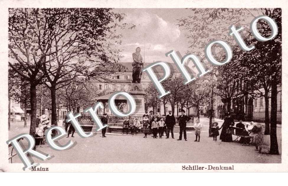 Schiller Denkmal