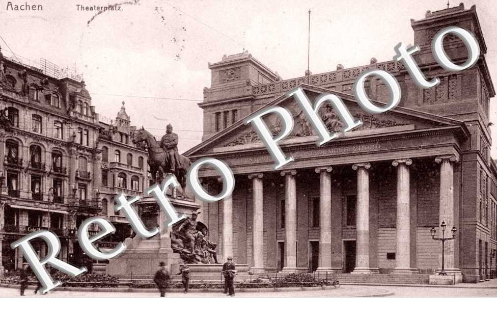 Theaterplatz